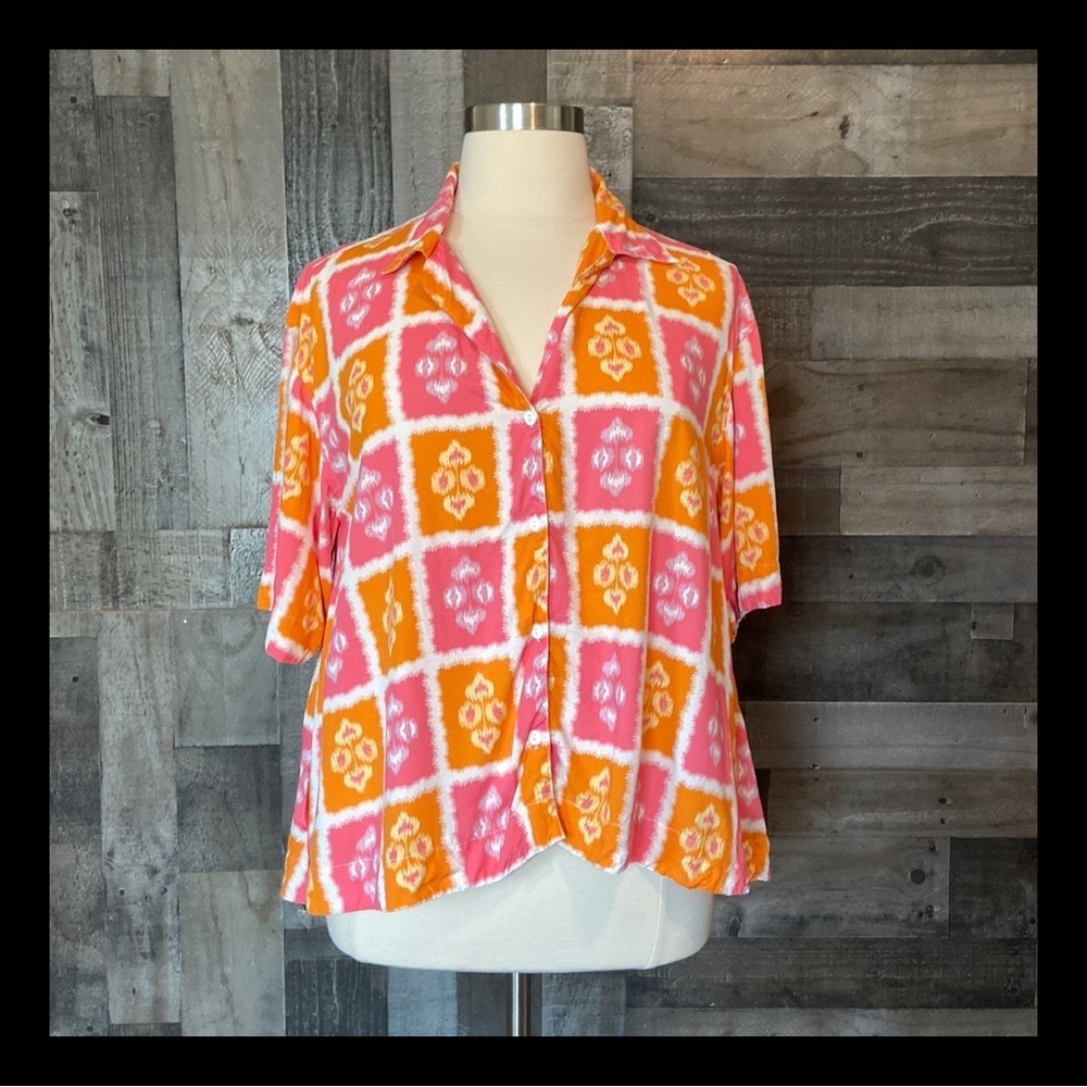 Piyama Hawaiian pink orange floral button up shirt large tropical island girl
